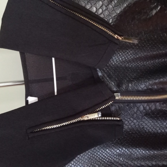 Cache - Picture 3 of 5